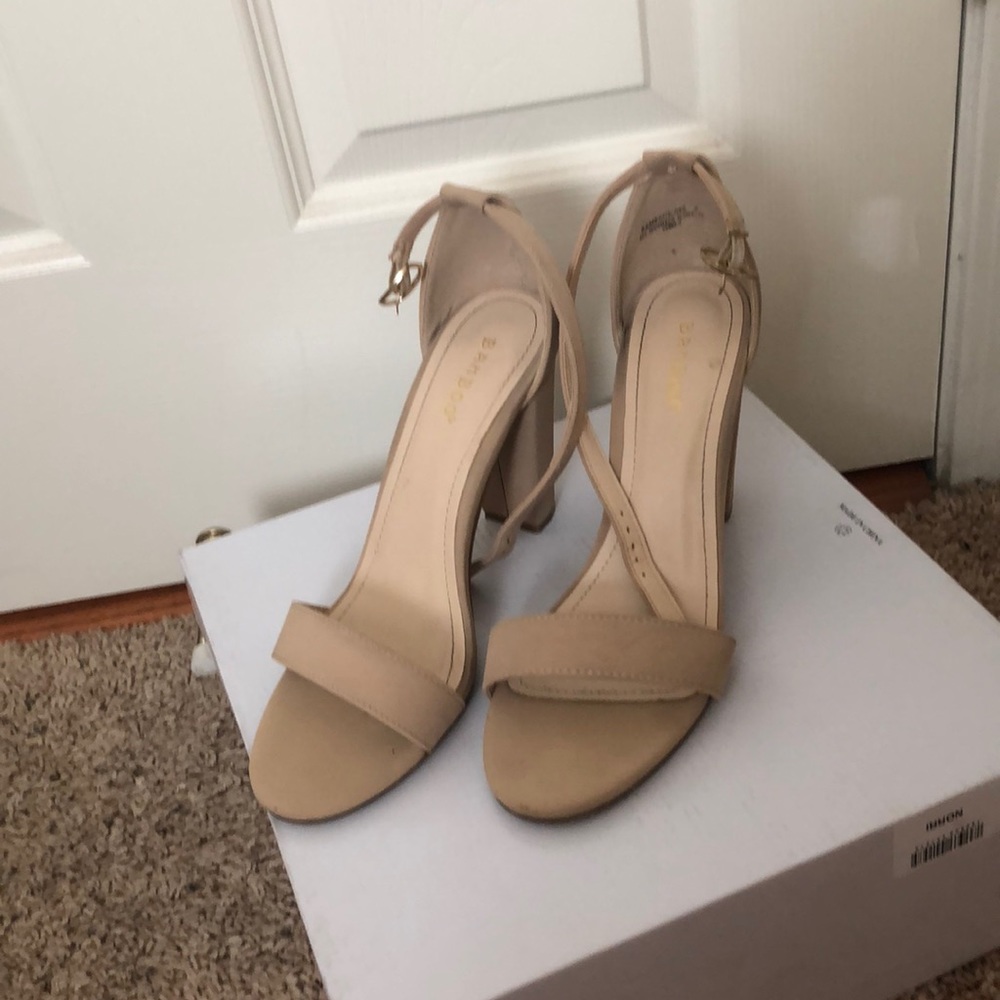 Heels - Picture 2 of 3